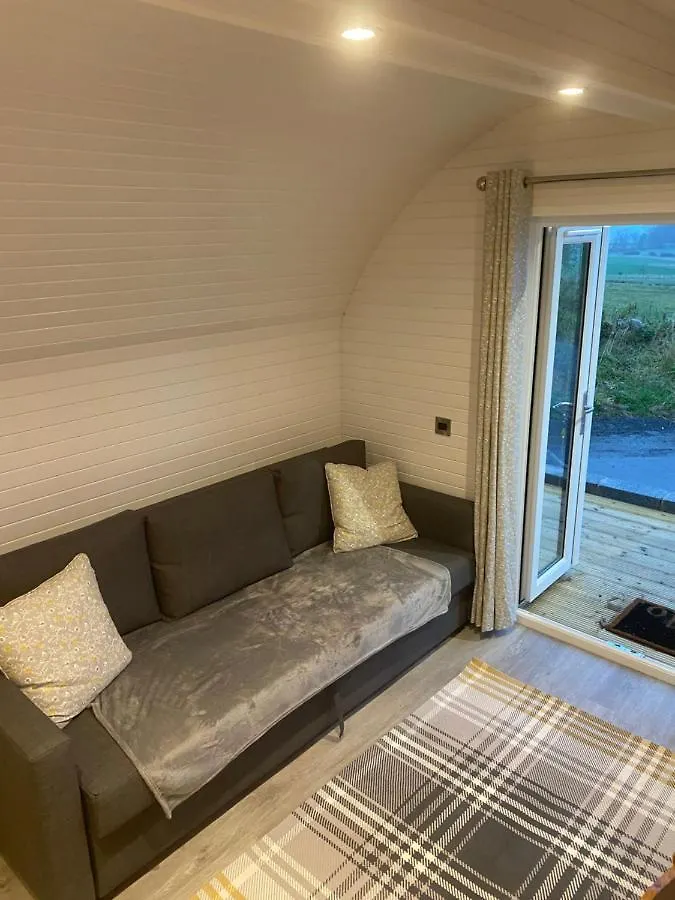 Вилла The Pod With Hot Tub Juniperlea Эдинбург